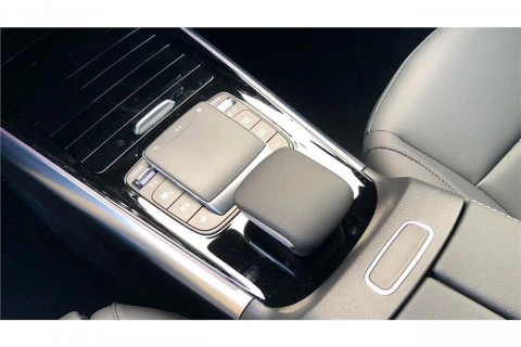 Mercedes-Benz GLA GLA 180