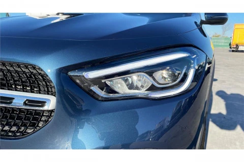 Mercedes-Benz GLA GLA 180