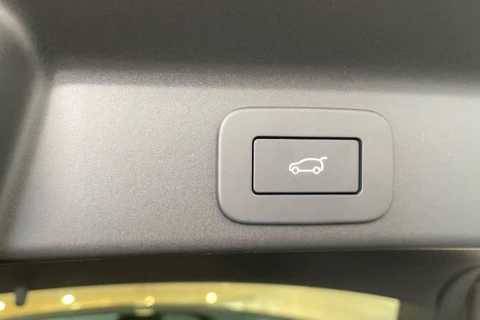 Jaguar F-Pace 2.0 I4 MHEV R-Dynamic S 90th Anniversary AWD AT 150 kW (204 CV)