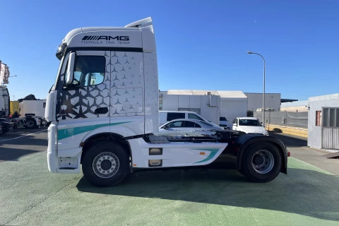 Mercedes-Benz Actros 1851LS