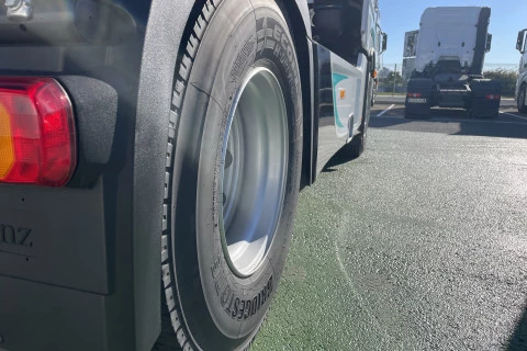 Mercedes-Benz Actros 1851LS