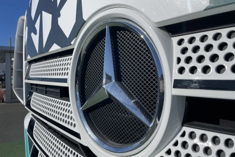 Mercedes-Benz Actros 1851LS