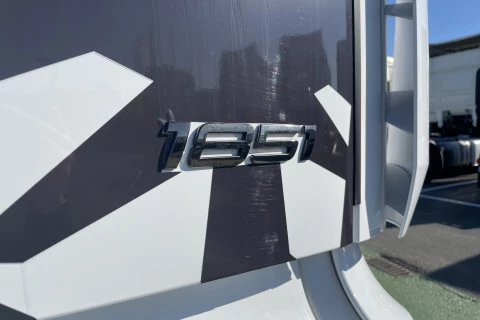 Mercedes-Benz Actros 1851LS