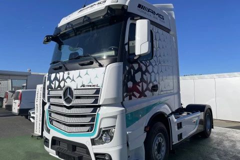 Mercedes-Benz Actros 1851LS