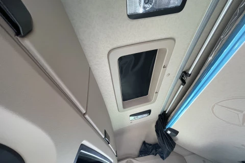 Mercedes-Benz Actros 1851LS