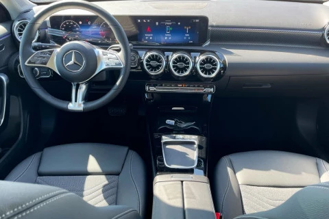 Mercedes-Benz Clase A A 250 e con tecnología híbrida EQ