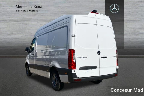 Mercedes-Benz Sprinter 311 CDI Furgon PRO Medio
