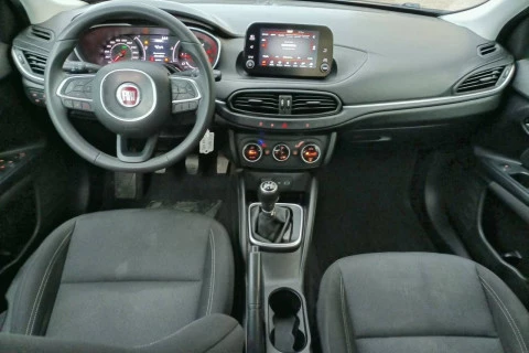 Fiat Tipo 5P 1.4 T-Jet 88kW (120CV) Mirror