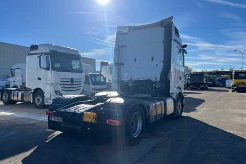 Mercedes-Benz Actros 1851 LS