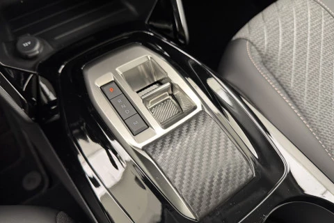 Peugeot 208 Allure HYBRID 110 eDCS6