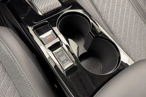 Peugeot 208 Allure HYBRID 110 eDCS6