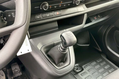 Citroën Jumpy Furgón M Diésel 120 CV Manual