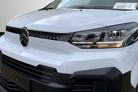 Citroën Jumpy Furgón M Diésel 120 CV Manual