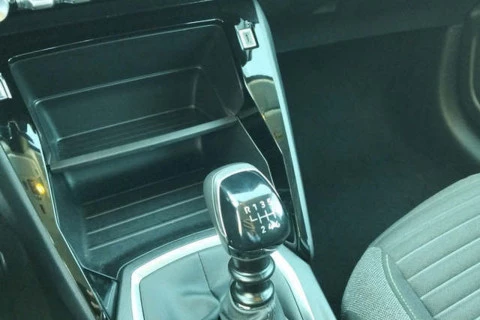 Peugeot 208 Active Puretech 100