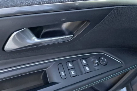 Peugeot 5008 1.5 BlueHDi 96kW S&S Allure Pack EAT8