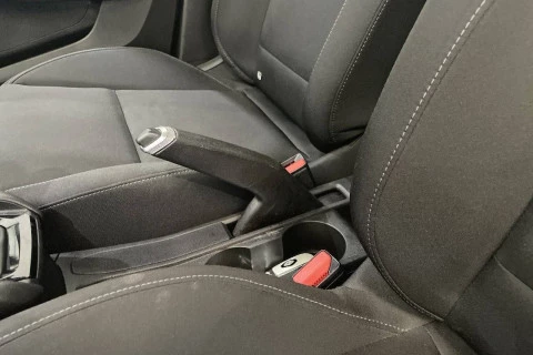 Renault Clio Business SCe 49 kW (67CV)