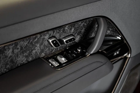 Land Rover Range Rover Sport 4.4 V8 MHEV SV Edition Two AWD Auto 467 kW (635 CV)