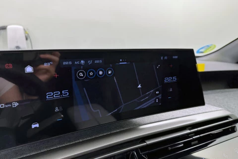 Peugeot 5008 Hybrid 1.2 107KW Allure eDCS6