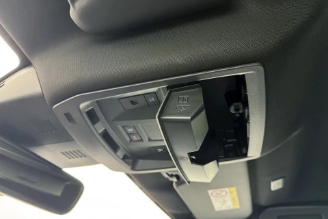 Peugeot 5008 Hybrid 1.2 107KW Allure eDCS6