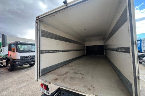 Mercedes-Benz Atego 1223 L