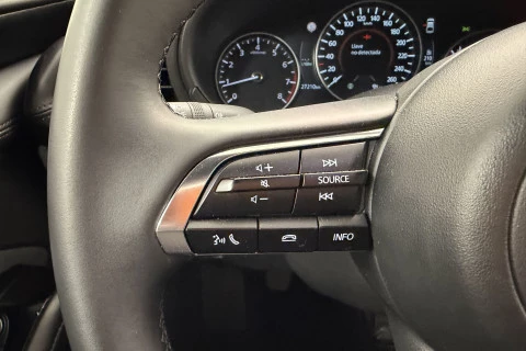 Mazda3 2.5L E-SKY G MHEV 103kW Prime-line