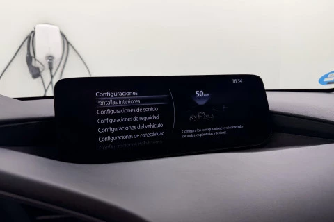 Mazda3 2.5L E-SKY G MHEV 103kW Prime-line