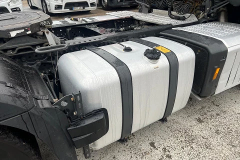 Mercedes-Benz Actros 1853 LS