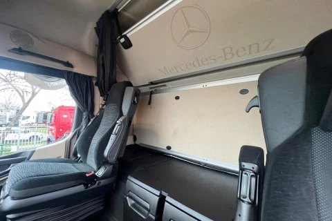 Mercedes-Benz Actros 1853 LS