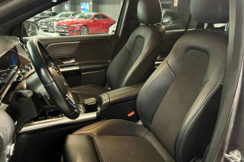 Mercedes-Benz GLA GLA 180