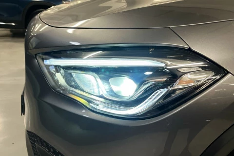 Mercedes-Benz GLA GLA 180
