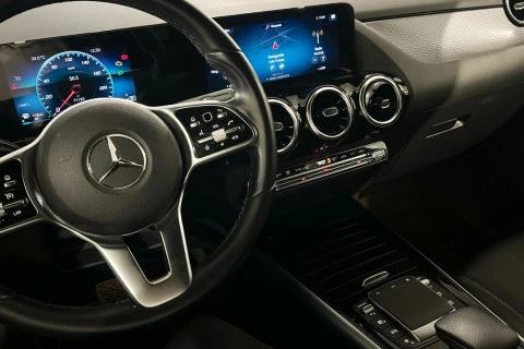 Mercedes-Benz GLA GLA 180