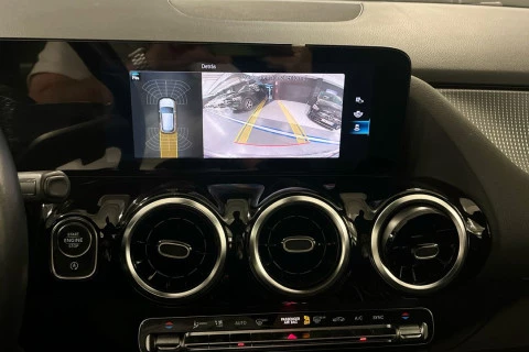 Mercedes-Benz GLA GLA 180
