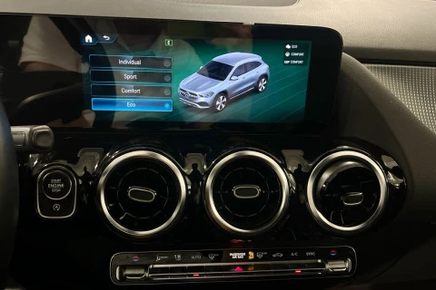 Mercedes-Benz GLA GLA 180