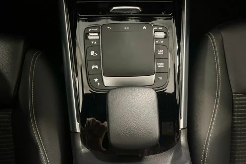 Mercedes-Benz GLA GLA 180