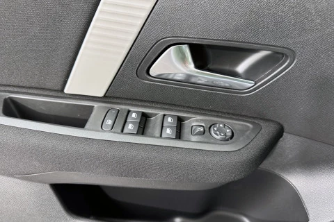 Citroën C4 Hybrid 145 ë-DCS6 Business Edition