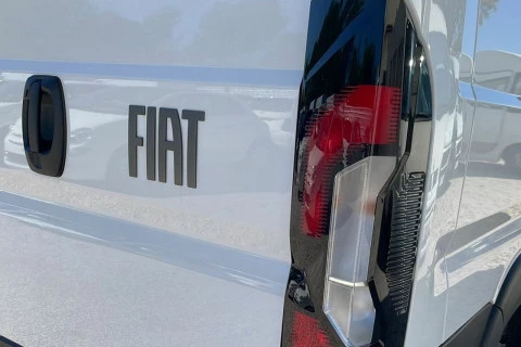 Fiat Ducato E-Ducato serie 2-Electric Vehicle Furgón 4.2T Heavy L3 H2 Electric 200 Kw & Batería 110 Kwh