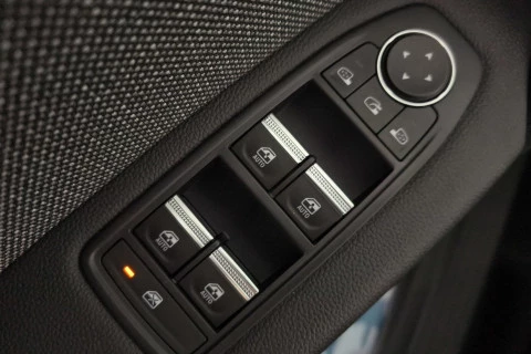 Renault Symbioz  E-TECH FULL HYBRID TECHNO 1