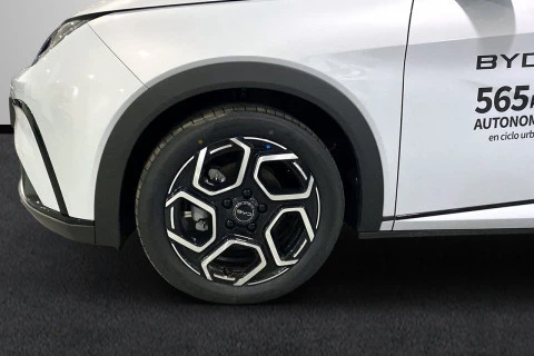 BYD DOLPHIN Design