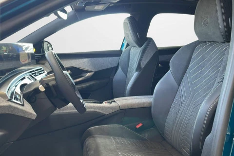 Peugeot 3008 Plug-in Hybrid 1.6 143KW GT e-DCS7