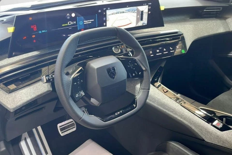 Peugeot 3008 Plug-in Hybrid 1.6 143KW GT e-DCS7