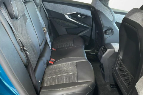 Peugeot 3008 Plug-in Hybrid 1.6 143KW GT e-DCS7