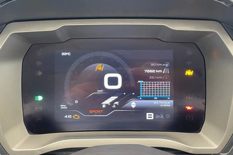 Piaggio MP3 400 HPE .