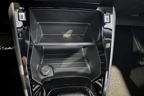 Peugeot 2008 N2008 Allure Hybrid 145 eDCS6