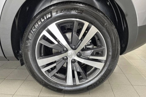 Peugeot 3008 Hybrid 180 e-EAT8 Allure Pack