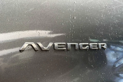 Jeep Avenger 1.2 eHybrid 74kW (100CV) Summit