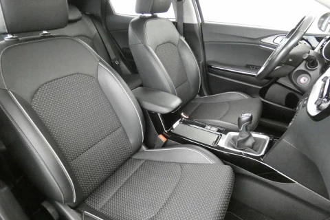 Kia XCeed  Diesel  1.6 MHEV iMT Tech 136