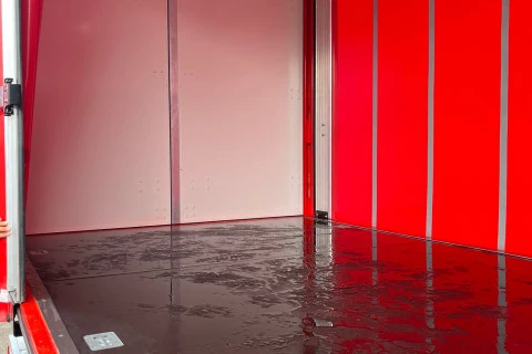 Mercedes-Benz Atego 1218 + botellero