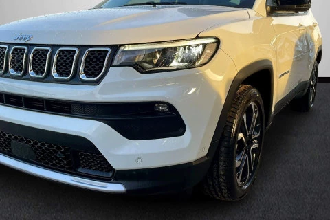 Jeep Compass eHybrid 1.5 MHEV 130HP Altitude DCT