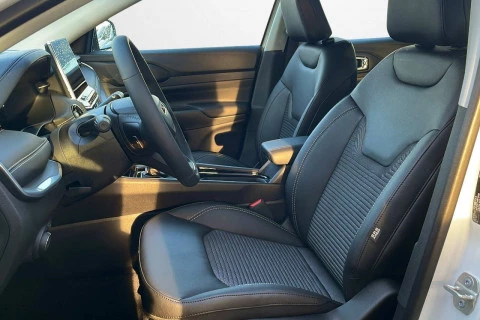 Jeep Compass eHybrid 1.5 MHEV 130HP Altitude DCT