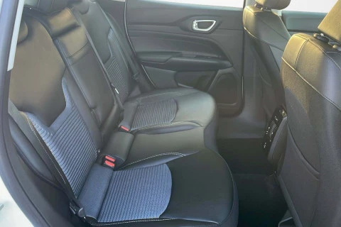 Jeep Compass eHybrid 1.5 MHEV 130HP Altitude DCT